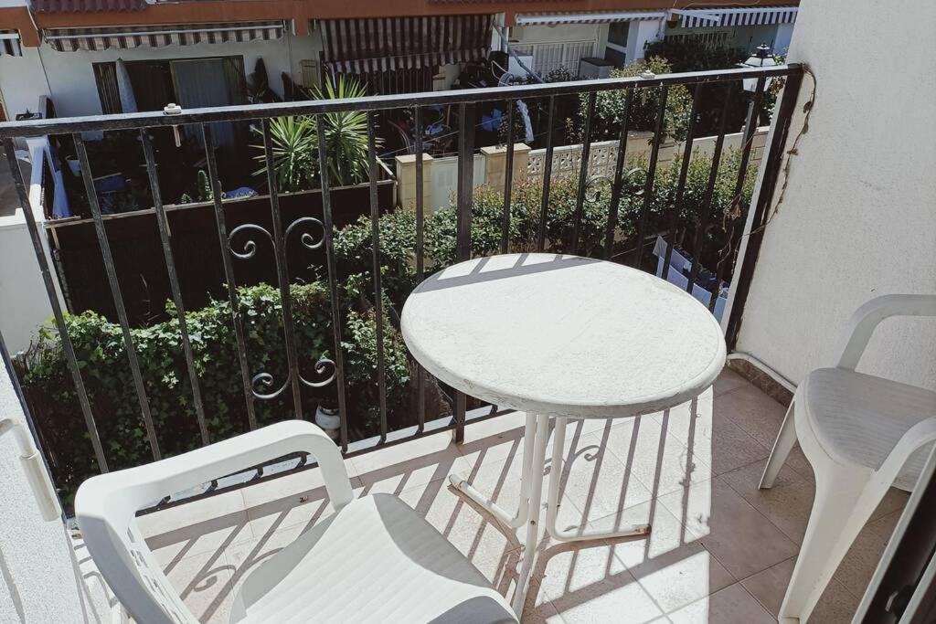 2 Bedroom Townhouse In Beautiful Gated Complex Benidorm Dış mekan fotoğraf