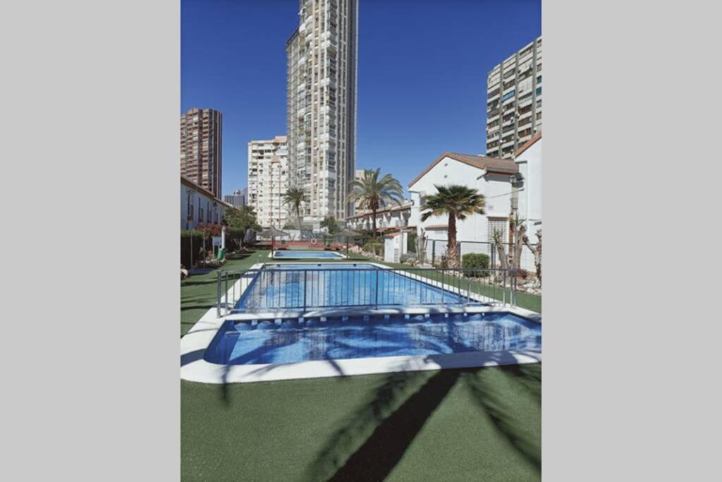 2 Bedroom Townhouse In Beautiful Gated Complex Benidorm Dış mekan fotoğraf